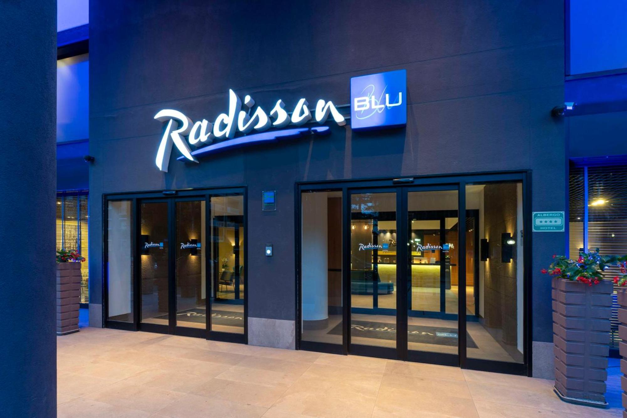 Radisson Blu Hotel Milano Exterior foto